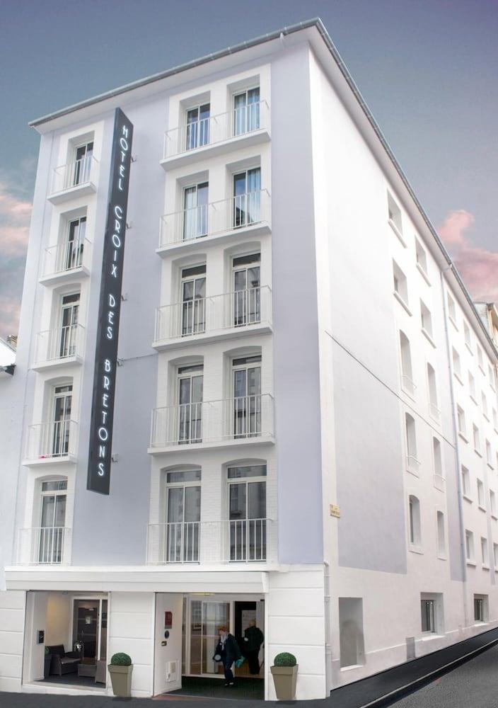 Hôtel Croix des Bretons - Lourdes Pyrénées Exterior foto