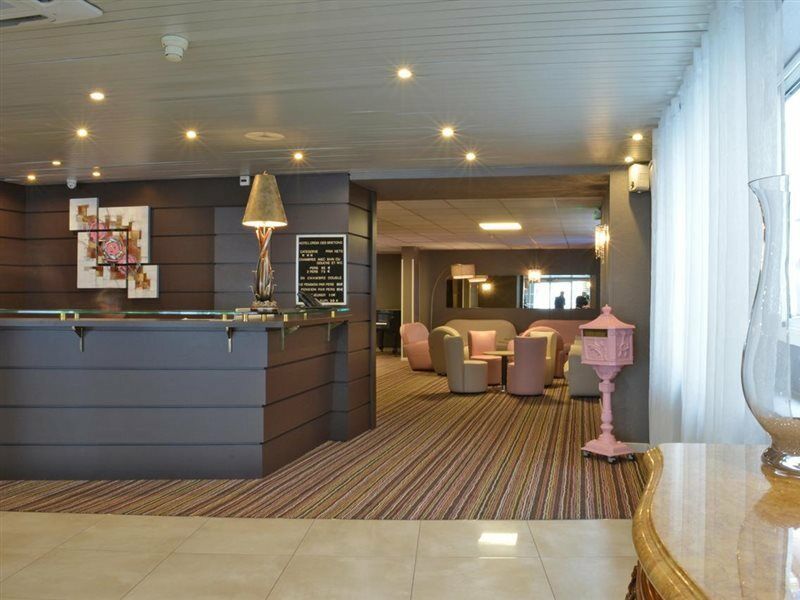 Hôtel Croix des Bretons - Lourdes Pyrénées Exterior foto